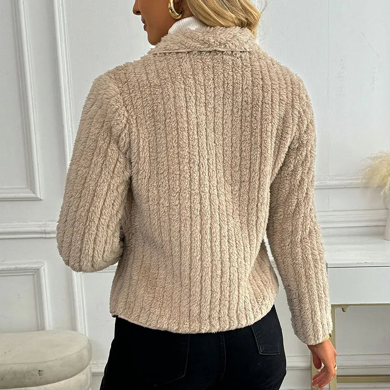 Chaqueta abrigada para mujer